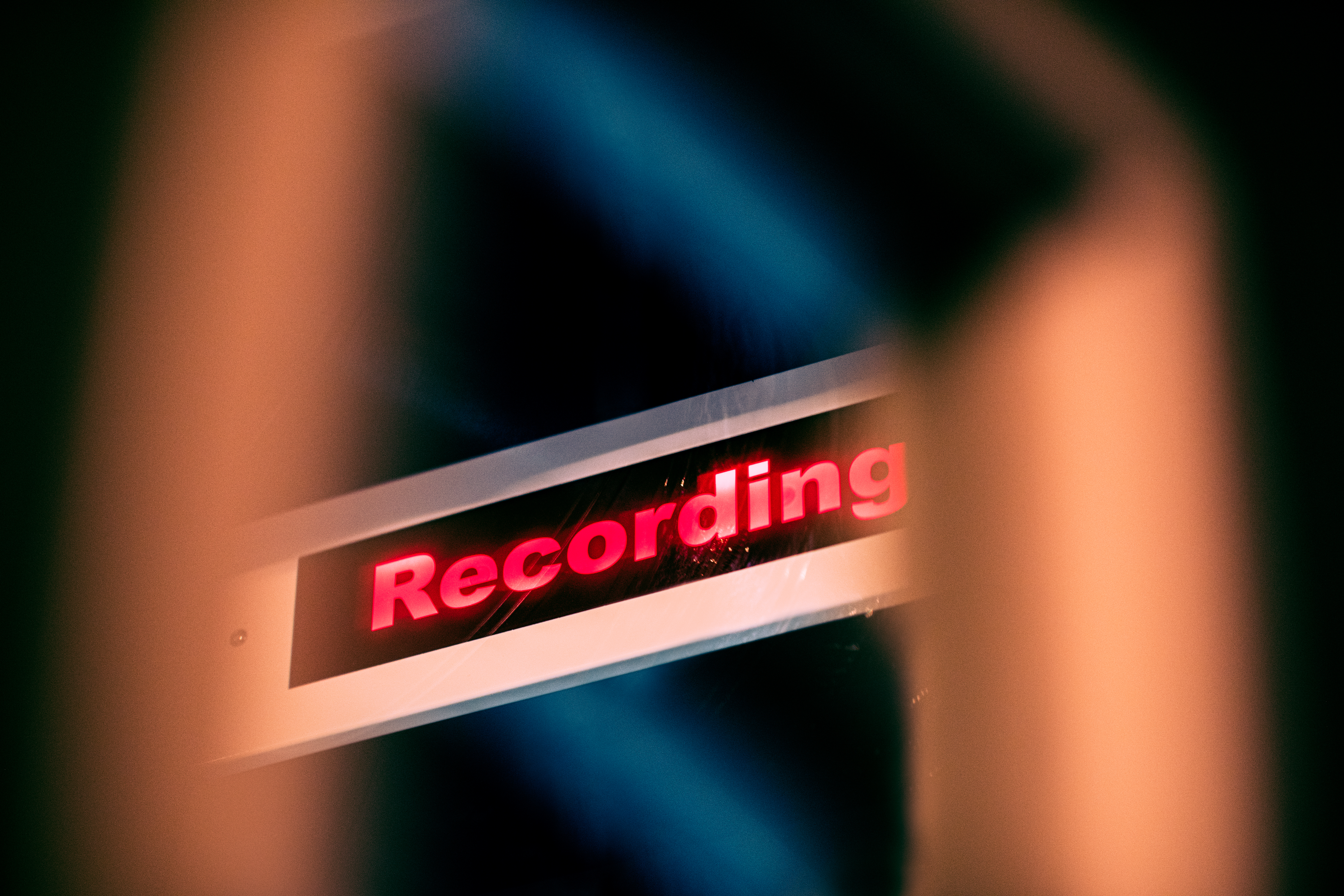 A recording light lit with red light